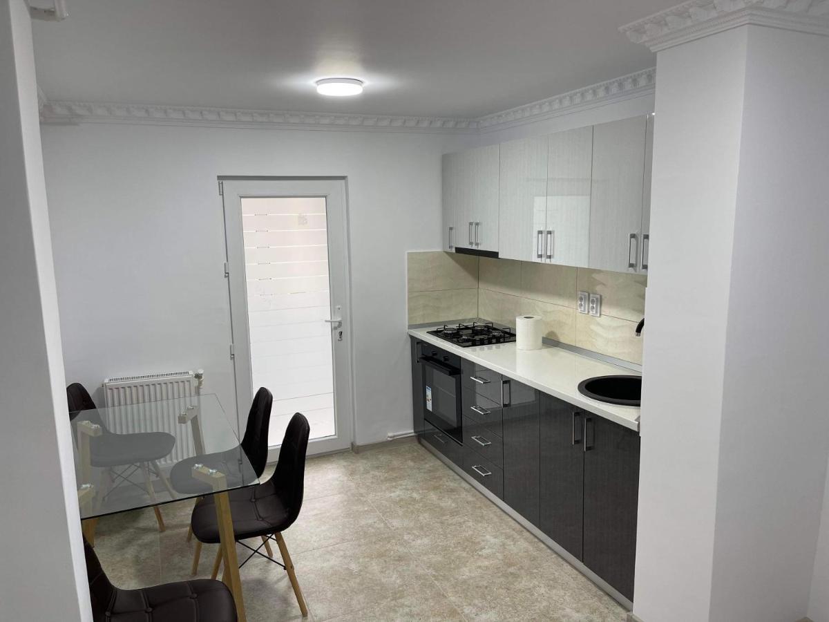 Eric Apartment Бузэу Экстерьер фото